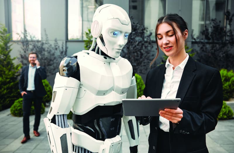 Robot with businessmen